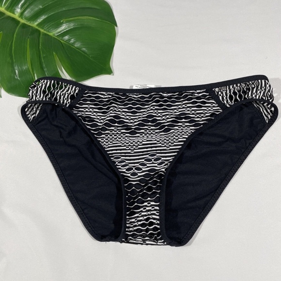 NEW Becca [‎ Medium ] Reveal Hipster Bikini Bottoms in Black/White - Picture 3 of 12